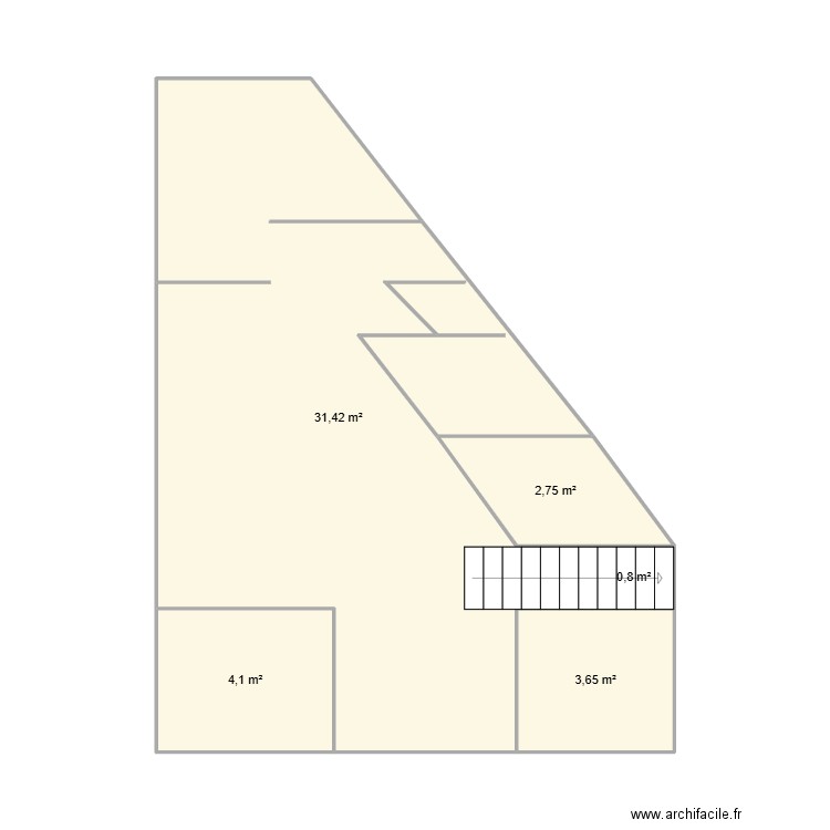aek. Plan de 5 pièces et 43 m2