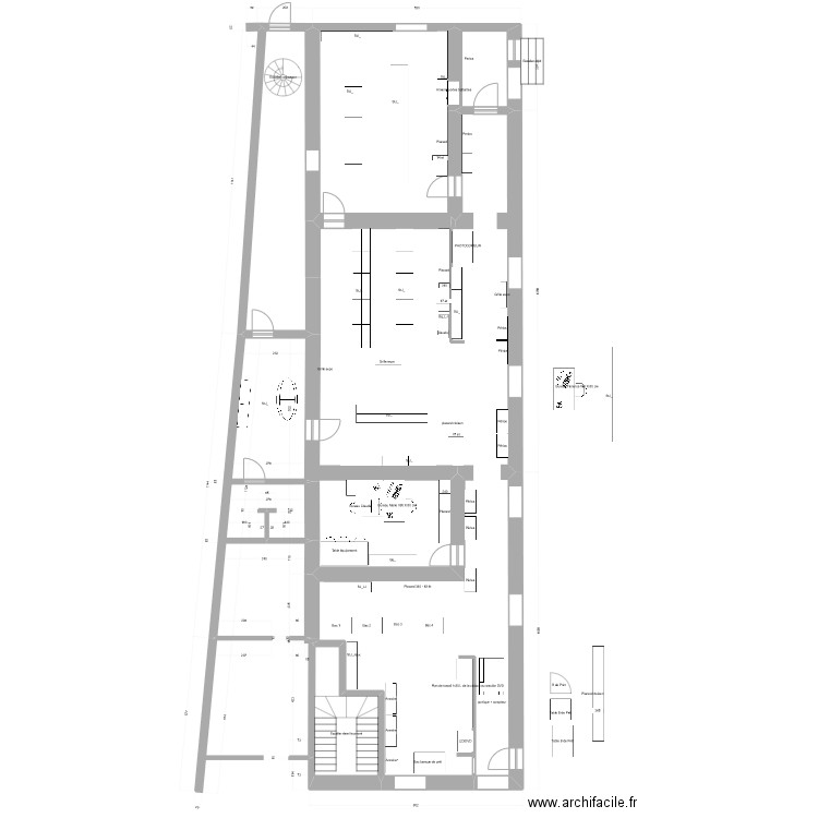 Projet 1. Plan de 5 pièces et 204 m2