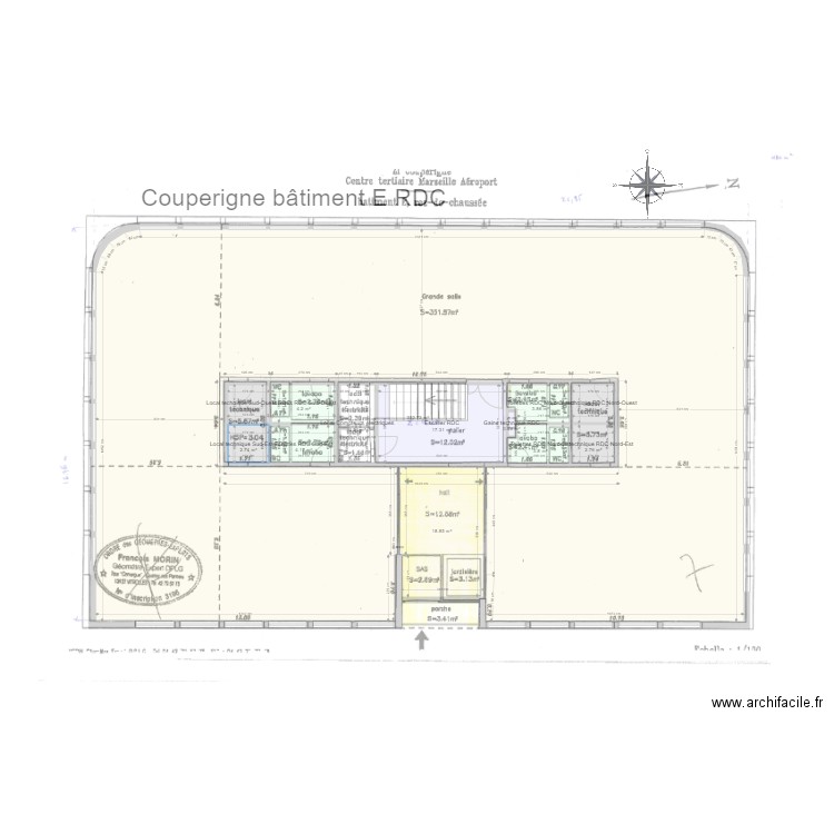 Couperigne bât E 2021. Plan de 25 pièces et 906 m2