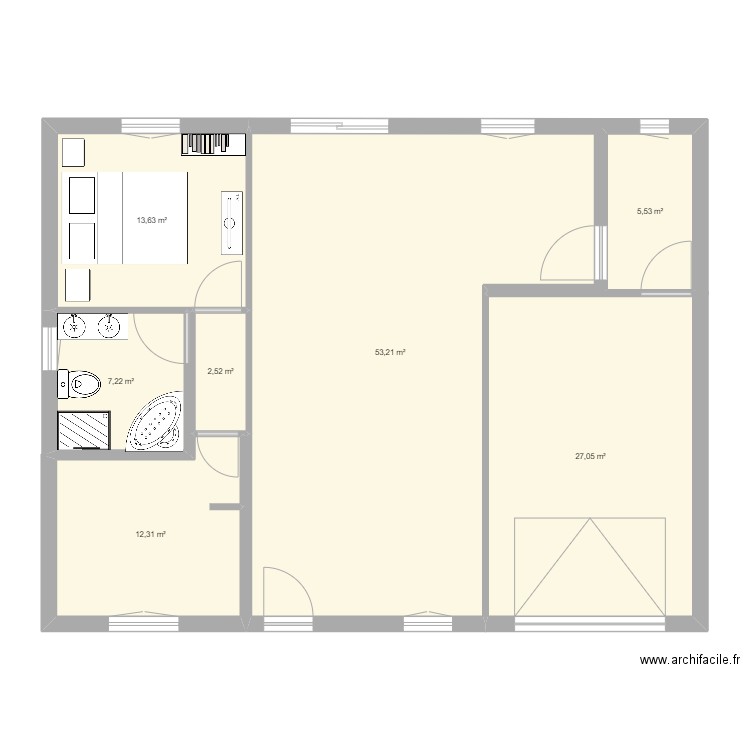 la maison. Plan de 7 pièces et 121 m2