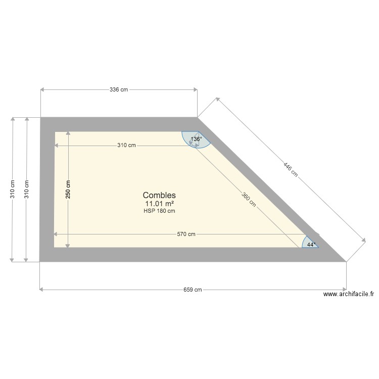 Combles HSP sup à 1m80. Plan de 0 pièce et 0 m2