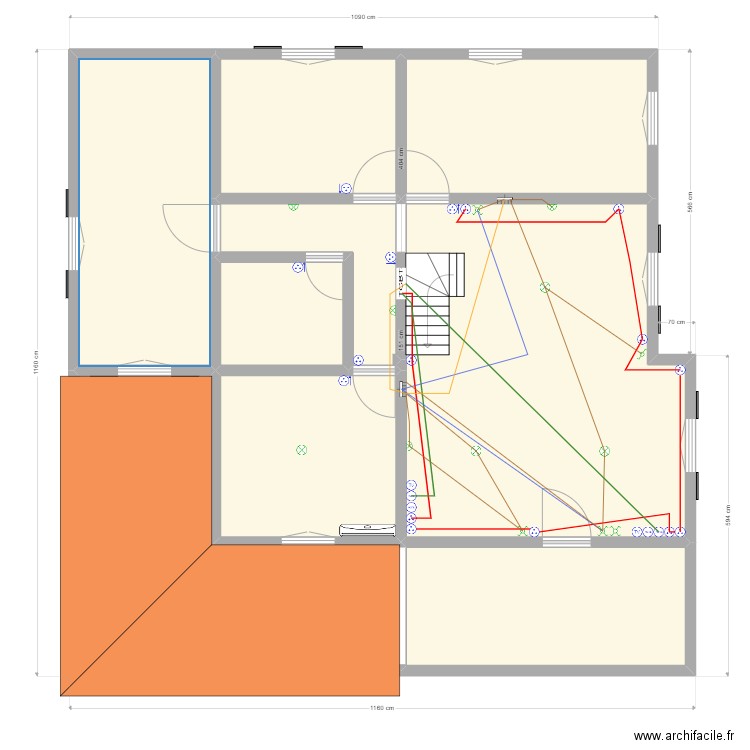 Gwada2. Plan de 9 pièces et 114 m2