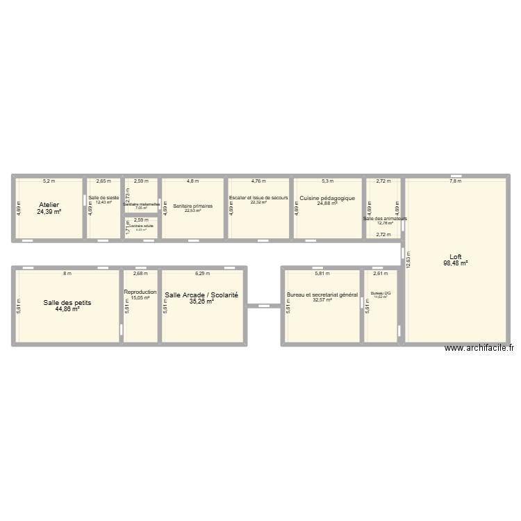 Plan 1er étage maison des Association. Plan de 14 pièces et 372 m2