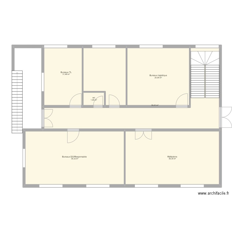 Atelier R+1. Plan de 6 pièces et 174 m2