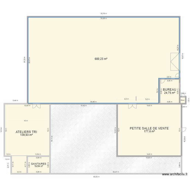 ENSEMBLE V1c. Plan de 7 pièces et 1350 m2