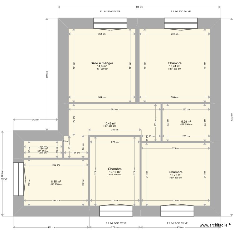 Peyg. Plan de 8 pièces et 79 m2