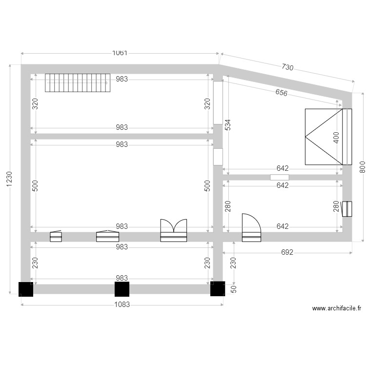 BAC SOUS SOL. Plan de 5 pièces et 151 m2