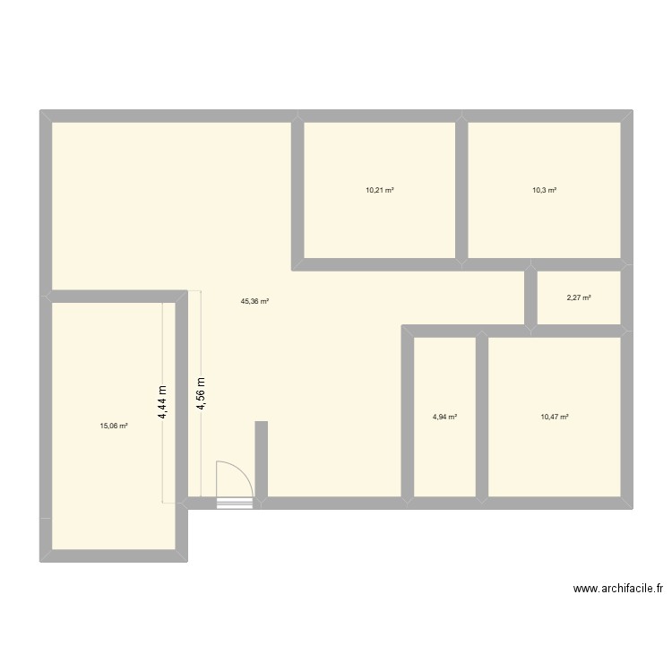 90m. Plan de 7 pièces et 99 m2