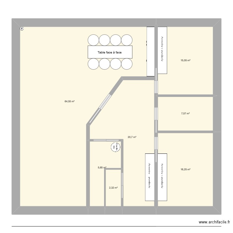 MMMM. Plan de 7 pièces et 132 m2