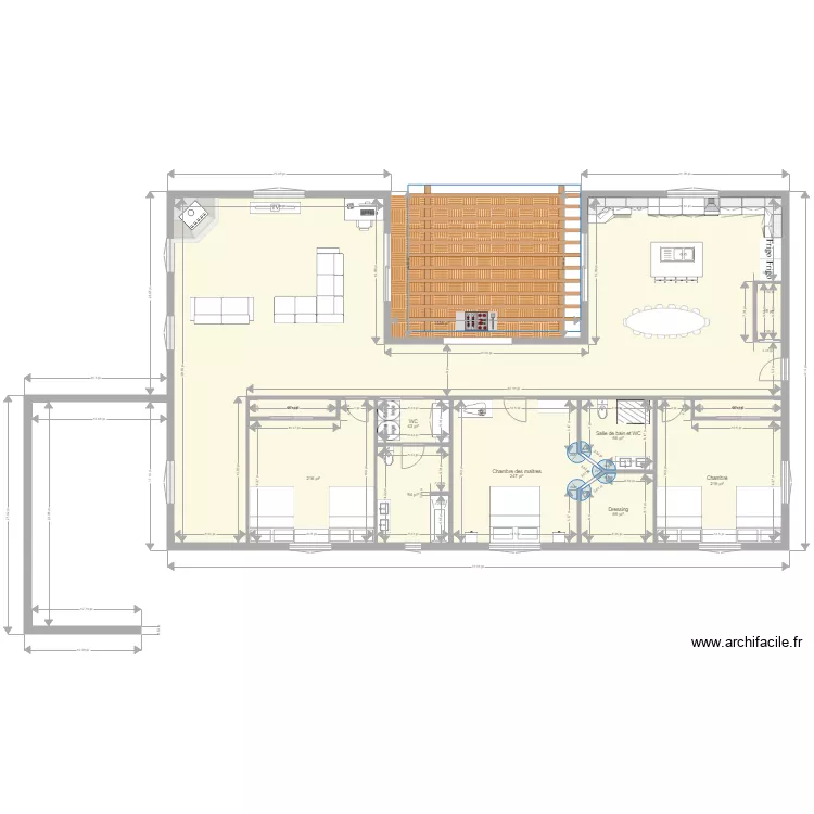 Maison en U alternative. Plan de 