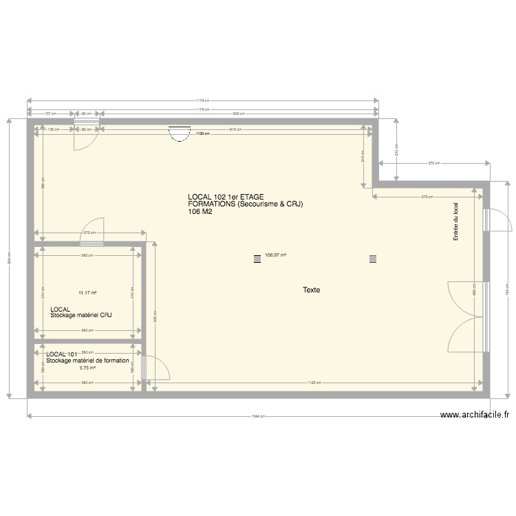 LOCAL 102 1er ETAGE . Plan de 0 pièce et 0 m2