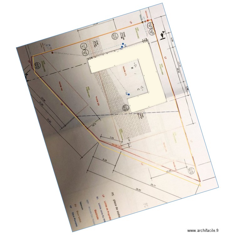 Superficie terrain et COntainers. Plan de 0 pièce et 0 m2