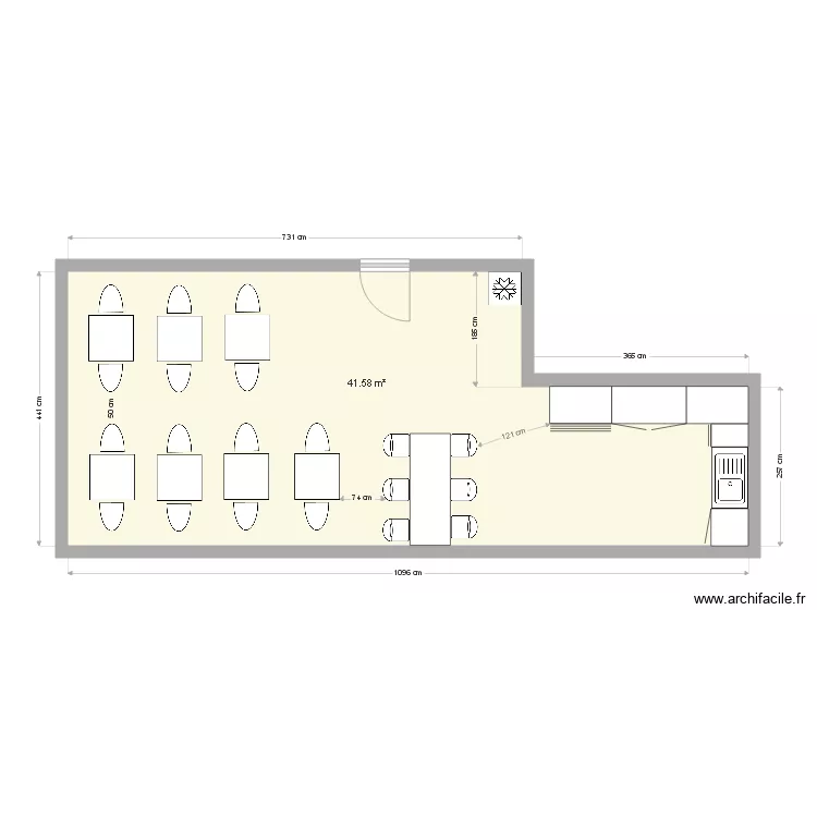 caf&eacute;t&eacute;ria. Plan de 