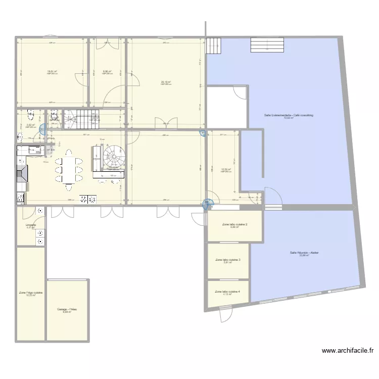 GOULE BENEZE plan RDC version cuisine RDC et escalier. Plan de 