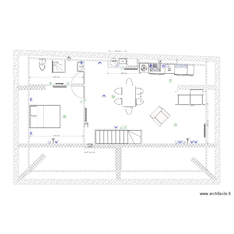 Combles SCI Pioches V2. Plan de 11 pièces et 81 m2