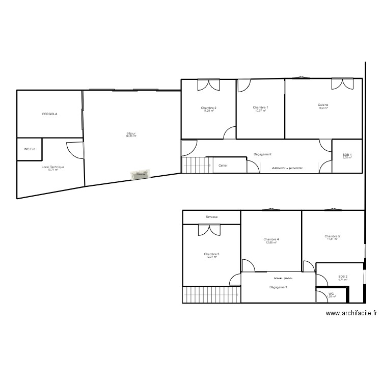 Maison MLMH. Plan de 17 pièces et 167 m2