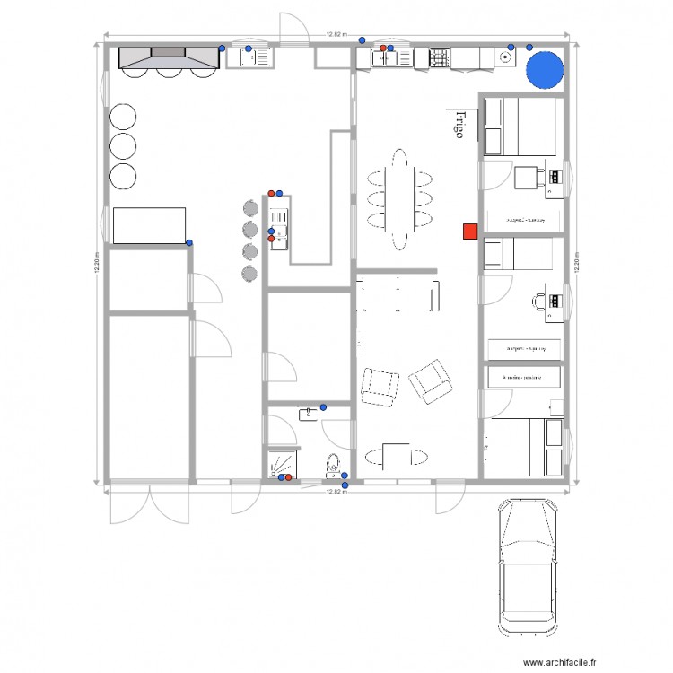 Maison 3 containairs. Plan de 0 pièce et 0 m2