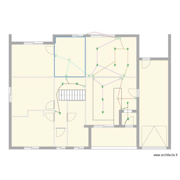 mazere. Plan de 12 pièces et 144 m2