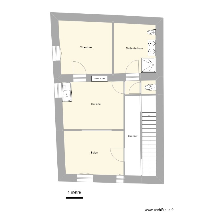 LLUCIA 12 R+1. Plan de 7 pièces et 50 m2