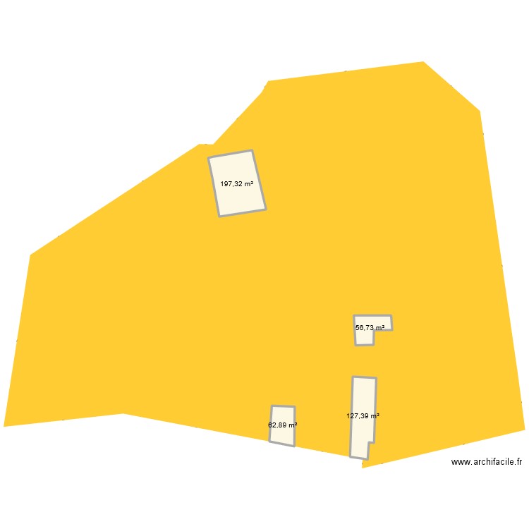 Gourdon. Plan de 4 pièces et 444 m2