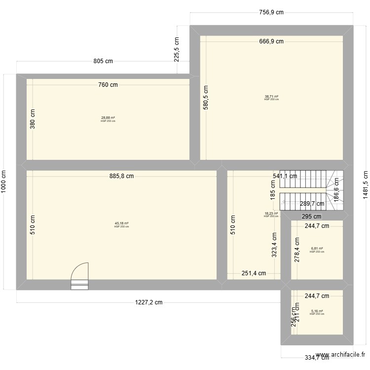 essai RDC. Plan de 6 pièces et 143 m2