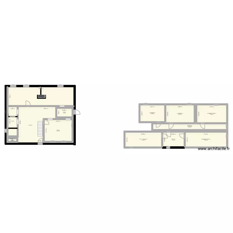 Maison Reignac. Plan de 13 pièces et 225 m²