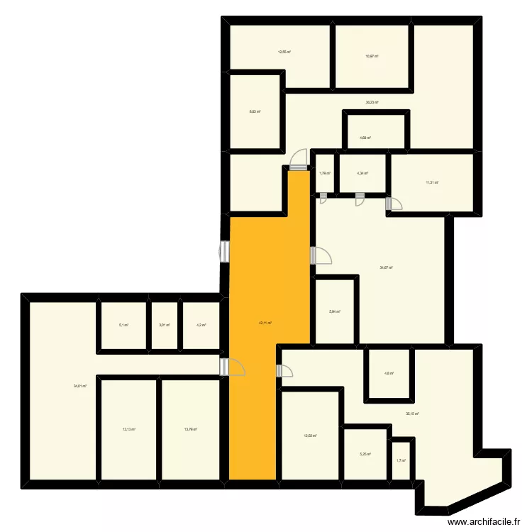 5 Place de la Libert&eacute;. Plan de 22  et 306 m²