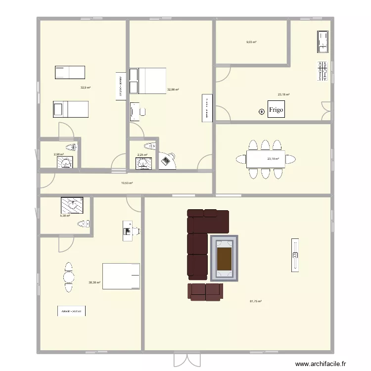 plan de 3 chambres salon avec salle &agrave; manger. Plan de 11 pièces et 262 m²