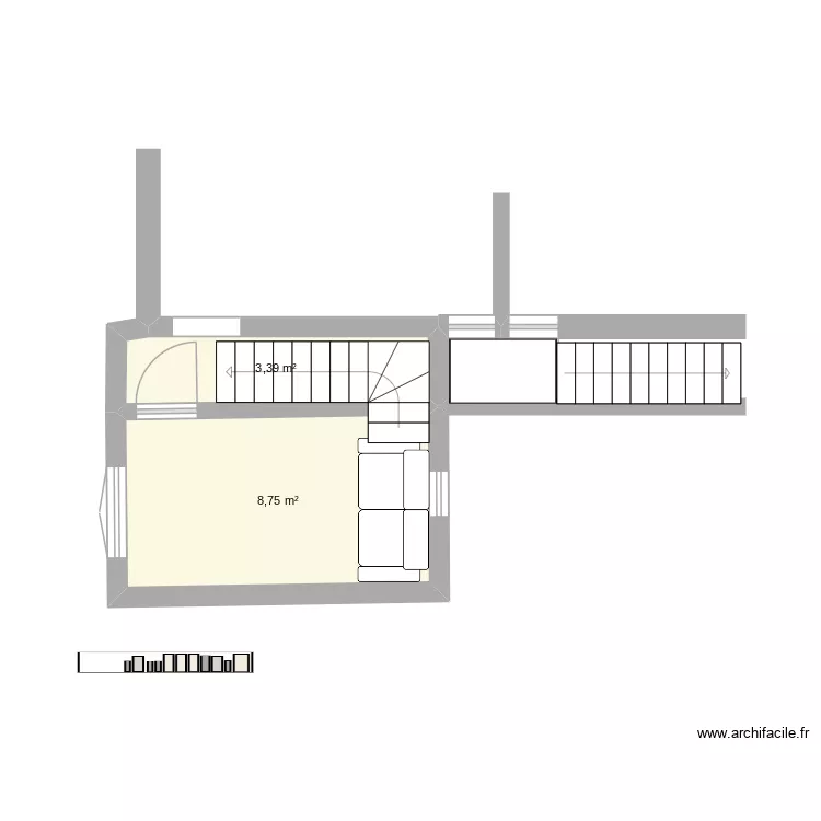 tour rdc - escalier int.. Plan de 2  et 12 m²