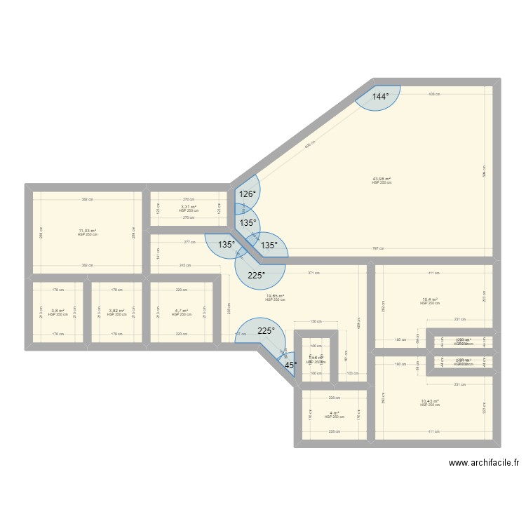 plan . Plan de 13 pièces et 119 m2