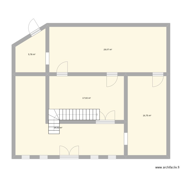 Restaurant. Plan de 5 pièces et 96 m2