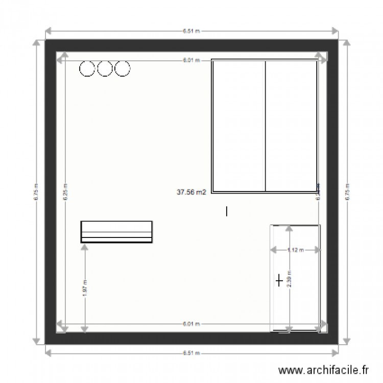 Façade. Plan de 0 pièce et 0 m2