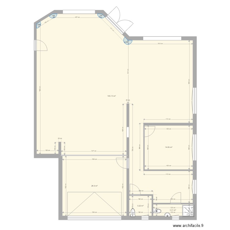 Magasin vide. Plan de 0 pièce et 0 m2