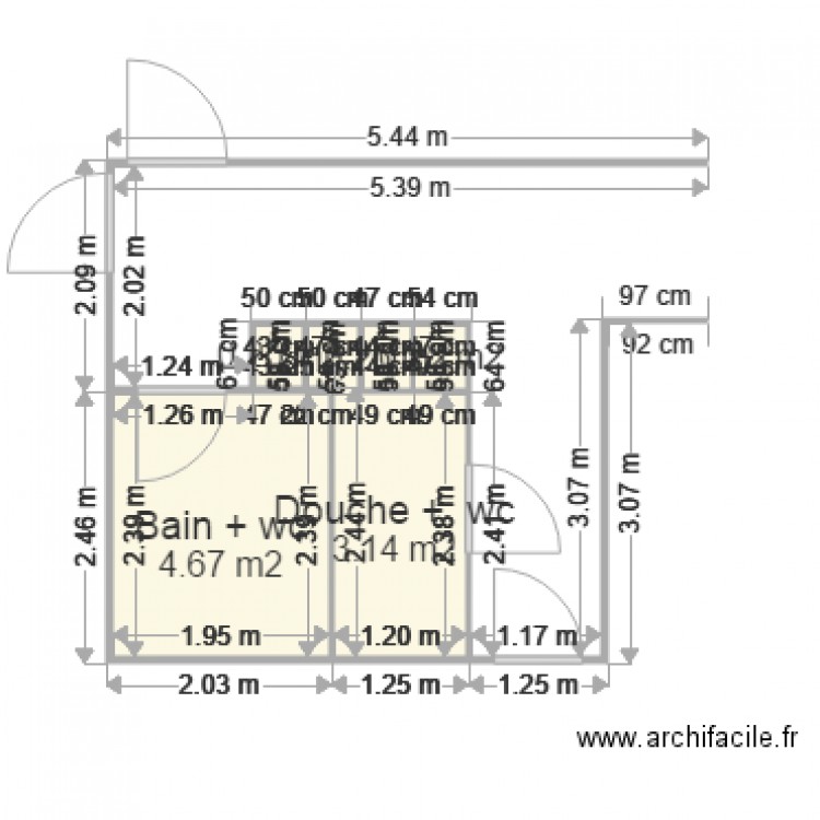 Hall vide. Plan de 0 pièce et 0 m2