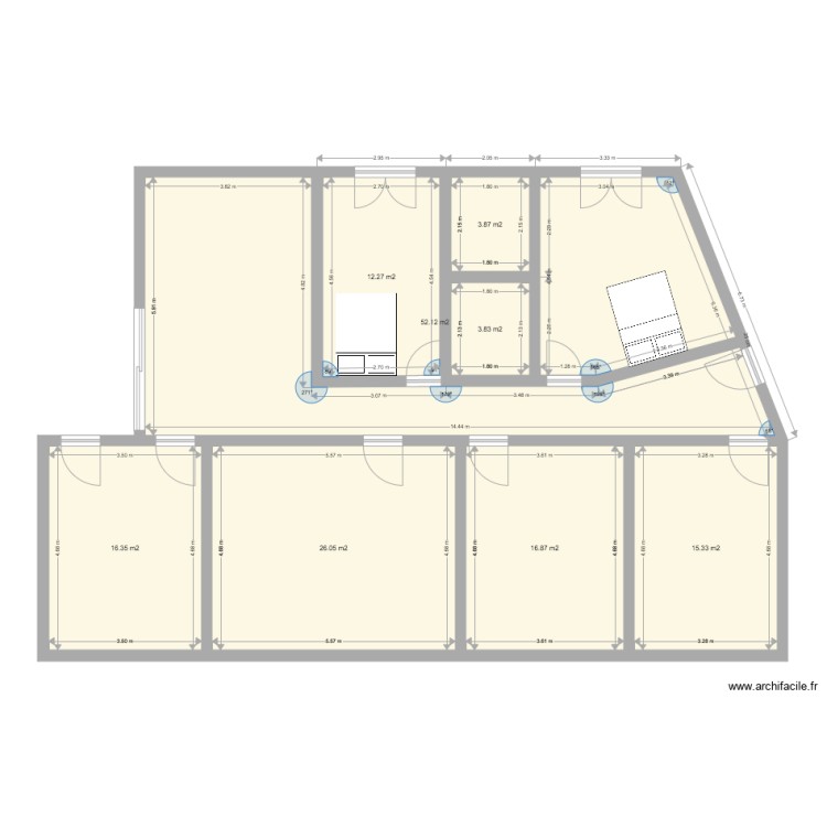 vieux. Plan de 0 pièce et 0 m2