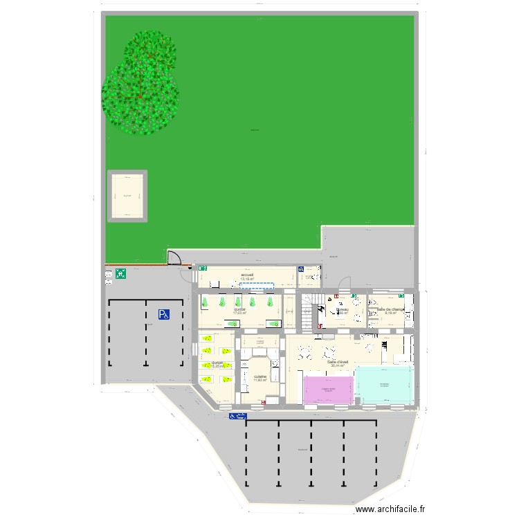 rez de chaussée complet. Plan de 24 pièces et 915 m2