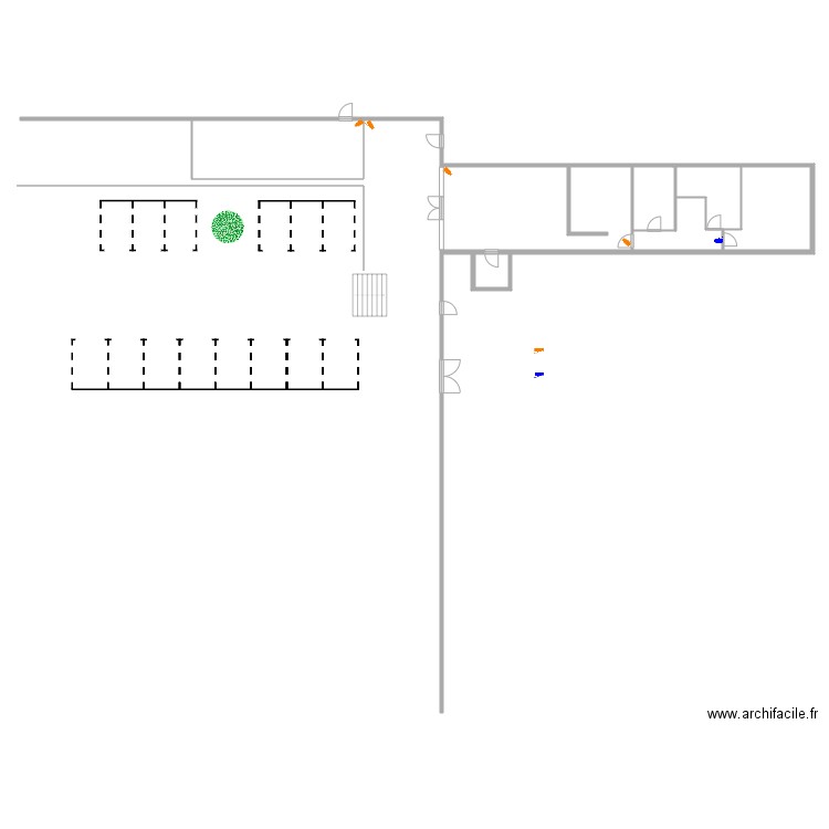 Pizzeria I Fratelli. Plan de 7 pièces et 147 m2