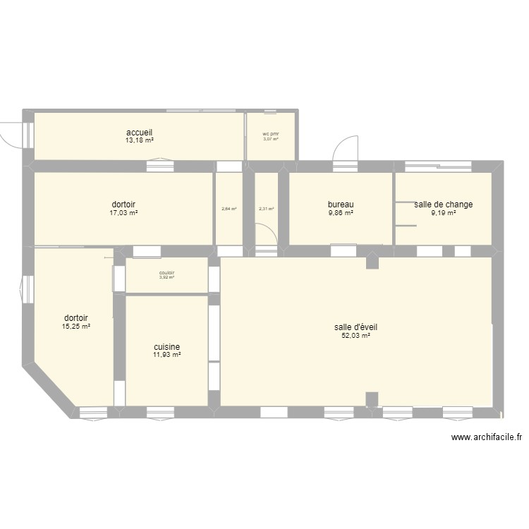 rez de chaussée. Plan de 0 pièce et 0 m2