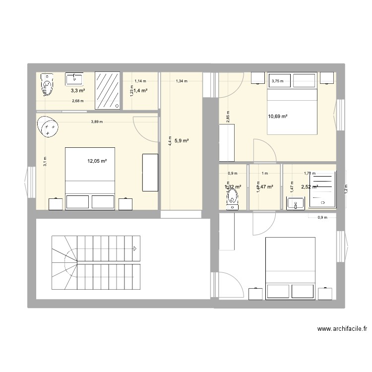 Salornay. Plan de 8 pièces et 39 m2