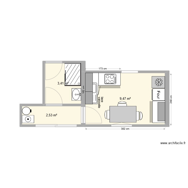 cuisine Veronique. Plan de 3 pièces et 15 m2