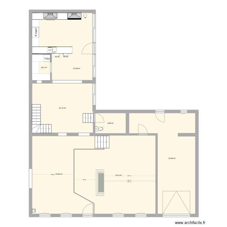 Esnandes RDC. Plan de 7 pièces et 166 m2