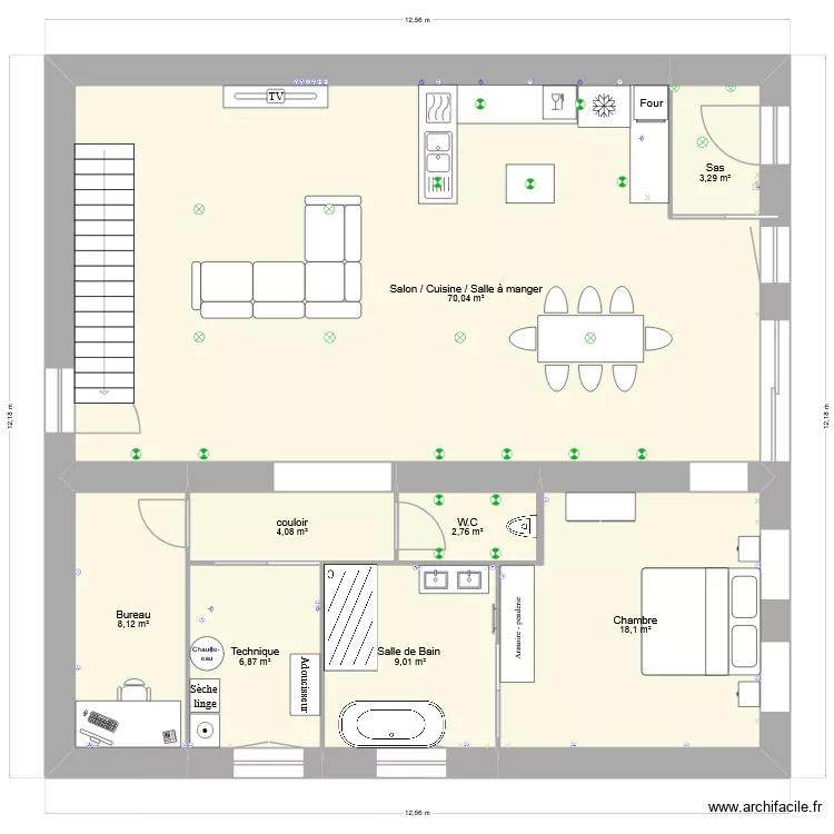 Maison. Plan de 8 et 122 m² Maison. Plan de 8 et 122 m²