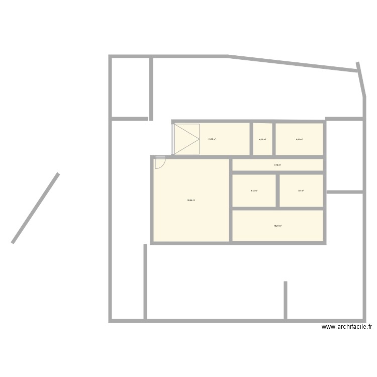 plan maison et terrain. Plan de 8 pièces et 113 m2