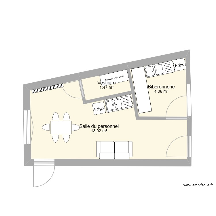 modifications espace du personnel, vestiaire et biberonnerie Globe Trotteurs. Plan de 0 pièce et 0 m2