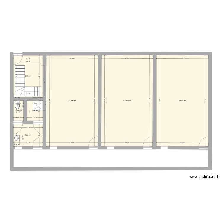 Residence principale rdc. Plan de 7 pièces et 119 m2