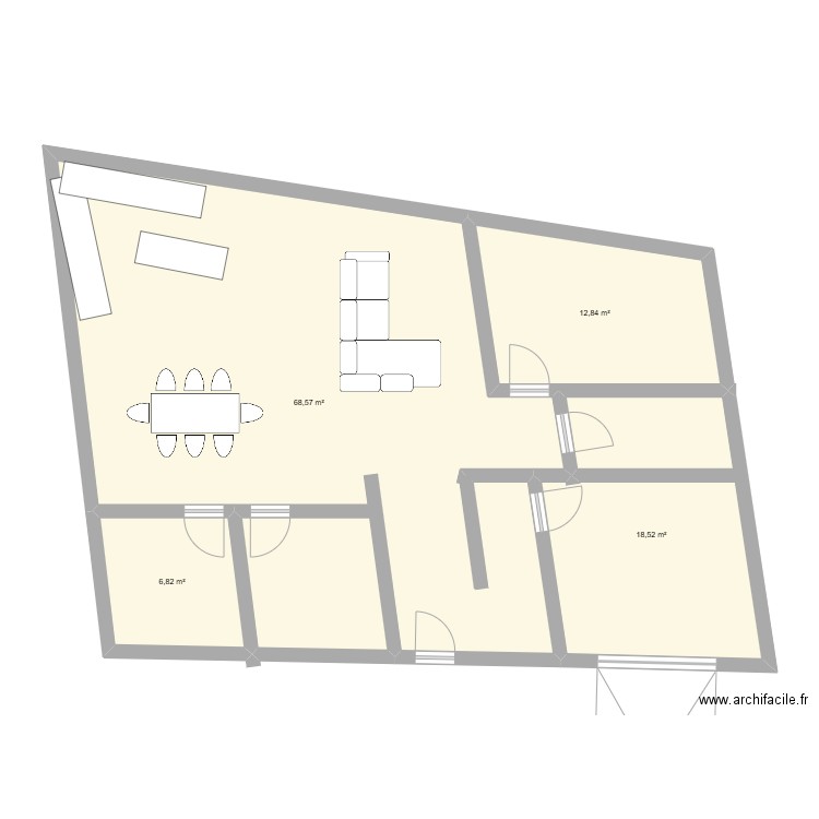 Pratique maison. Plan de 4 pièces et 107 m2