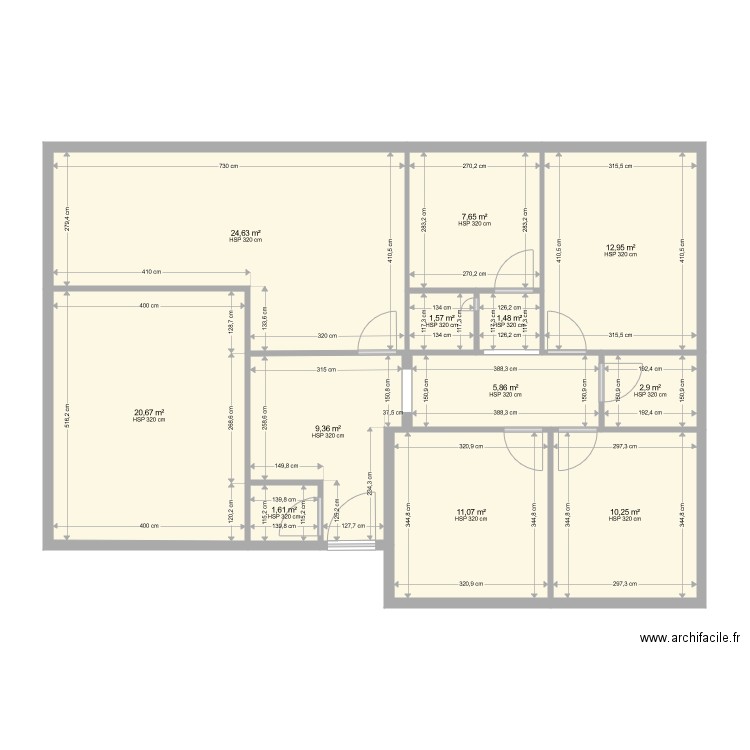 EV KÖSKER. Plan de 12 pièces et 110 m2