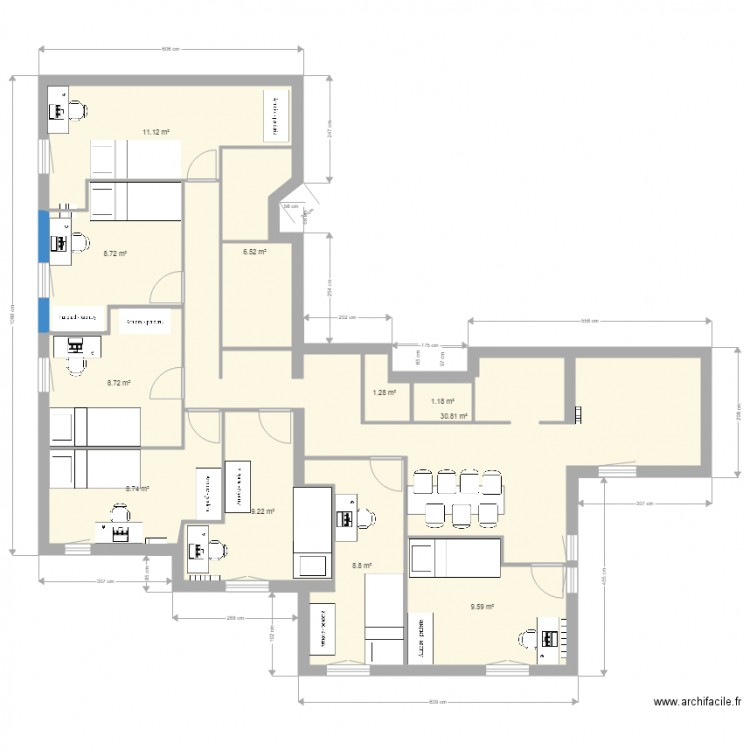 Plan Evry 5 V7 avec Meubles. Plan de 0 pièce et 0 m2