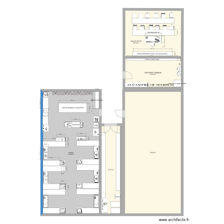 2 cuisines . Plan de 0 pièce et 0 m2