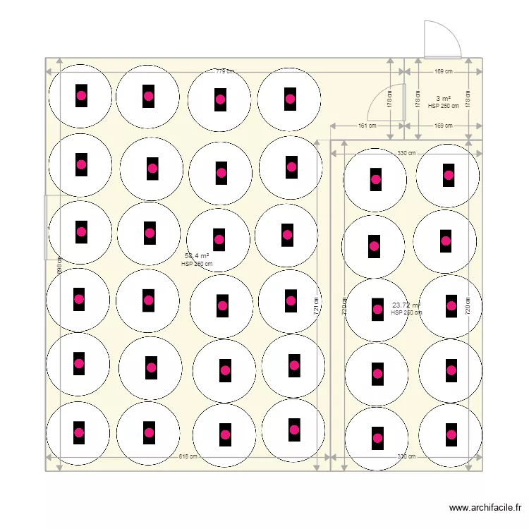 GAZIER avec public scène. Plan de GAZIER avec public scène. Plan de